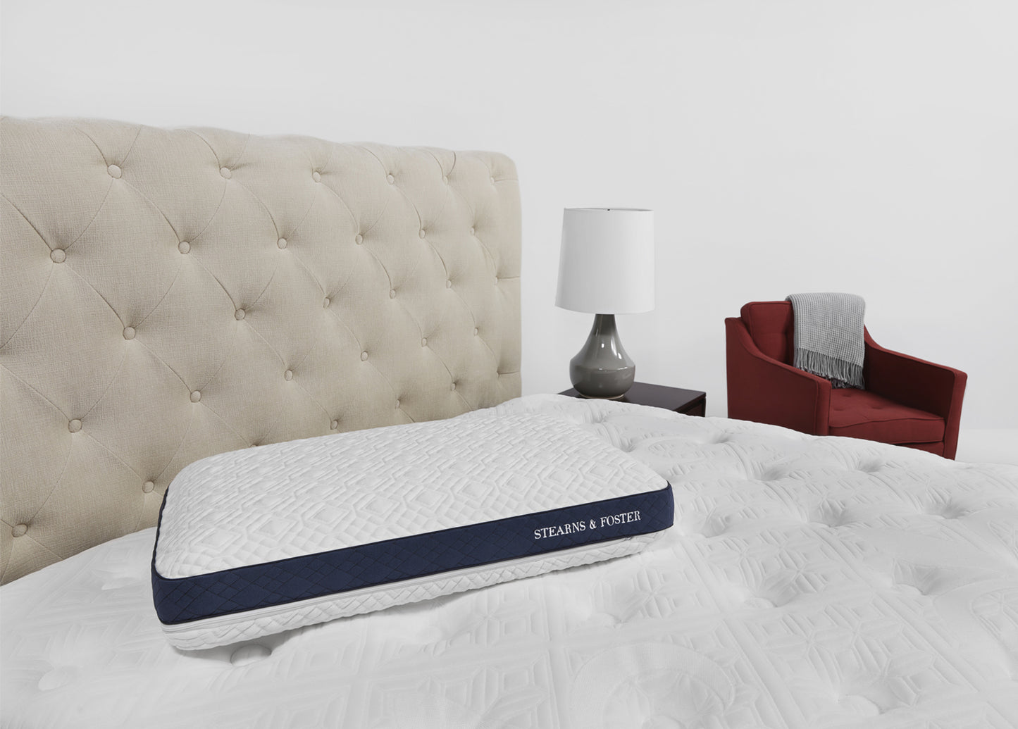STEARNS & FOSTER® MEMORY FOAM PILLOW