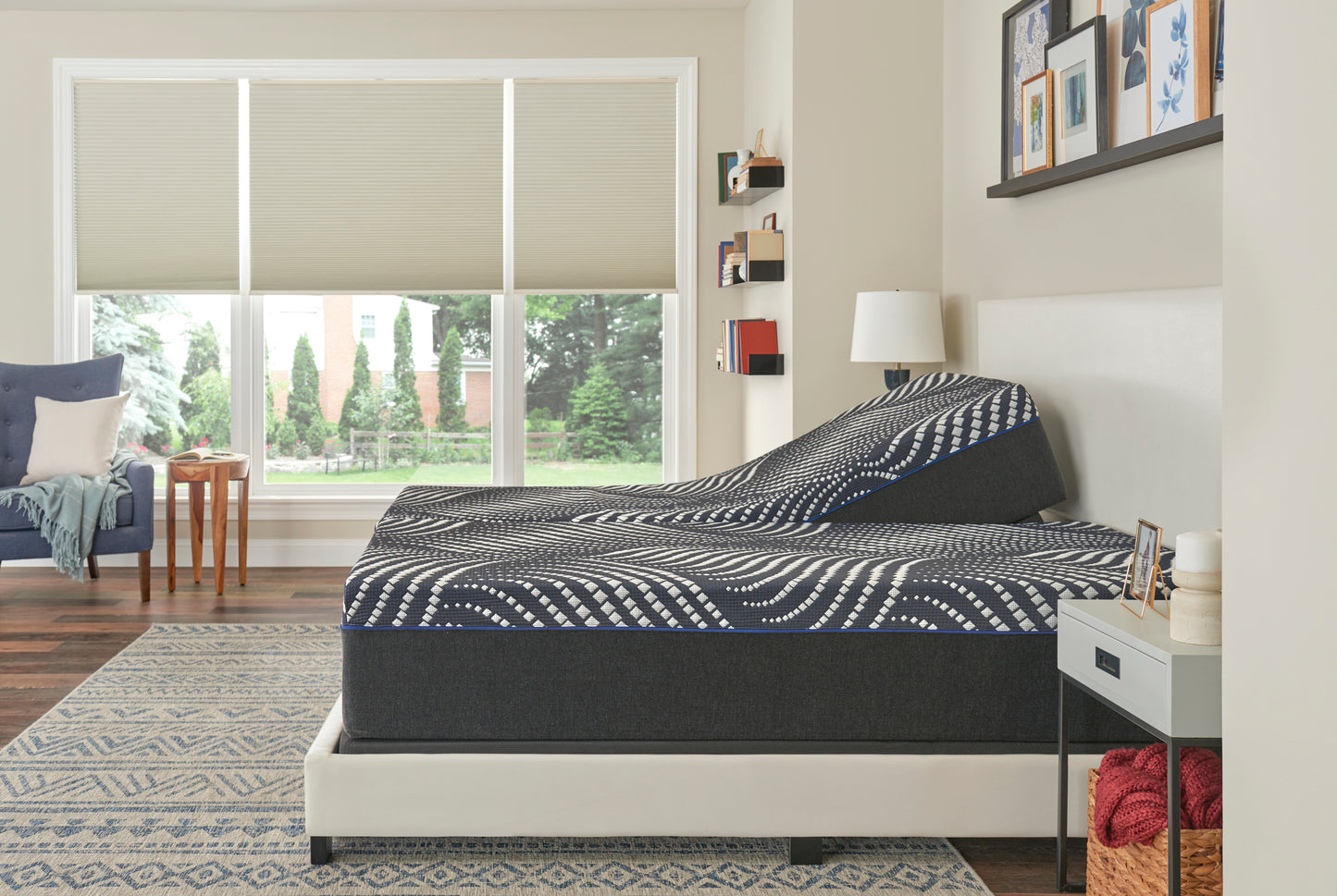 Sealy Hybrid KEMPTON Posturepedic Luxury 14.5'' FIRM 4" WATERFALL